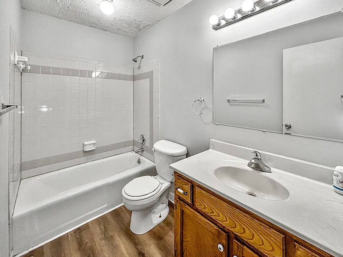 Building Photo - 3 BR/3BA | Newly Renovated Single Family Home | 2-Car Covered Parking | Spacious Deck!
