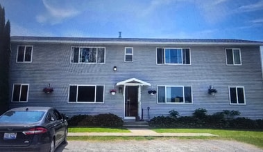 Building Photo - 4996 Main St