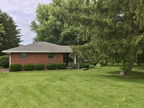 Building Photo - 10101 Johnstown Rd