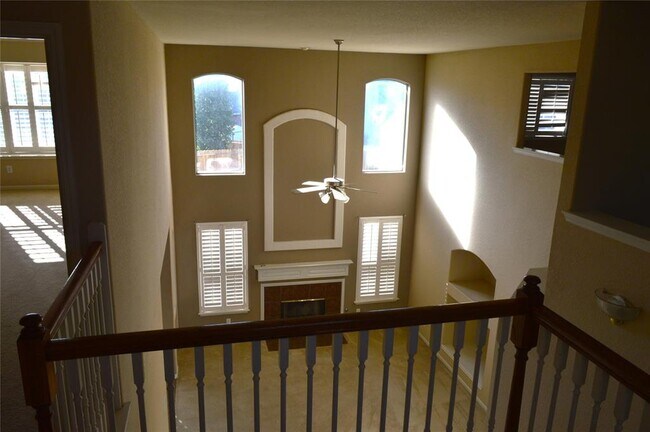 Building Photo - 12430 Taylorwood Ln