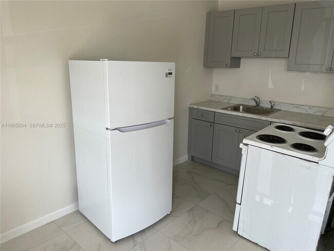 Foto del edificio - 801 N H St