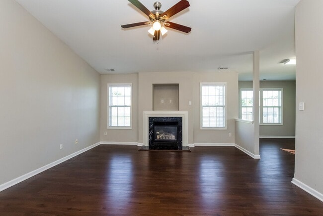 Foto del edificio - 13115 Ambrosia St