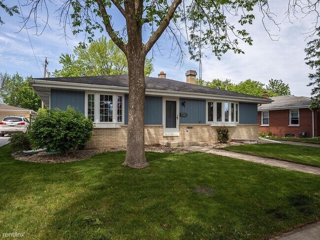 Building Photo - 4 br, 2.5 bath House - 2902 34th St