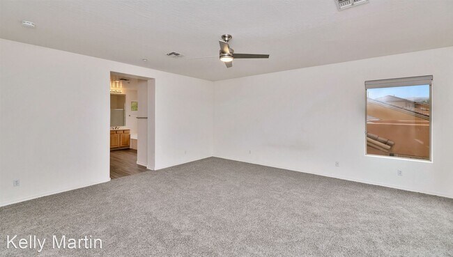 Foto del edificio - 5 br, 3.5 bath House - 10491 E Meadowhill Dr