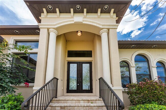 Foto del edificio - 24211 Savory Ln