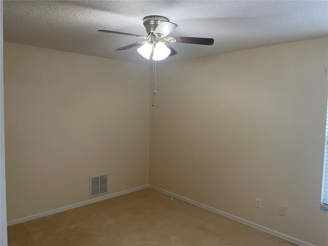 Foto del edificio - 13241 Hatherton Cir