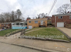 Building Photo - 616 Perrilyn St