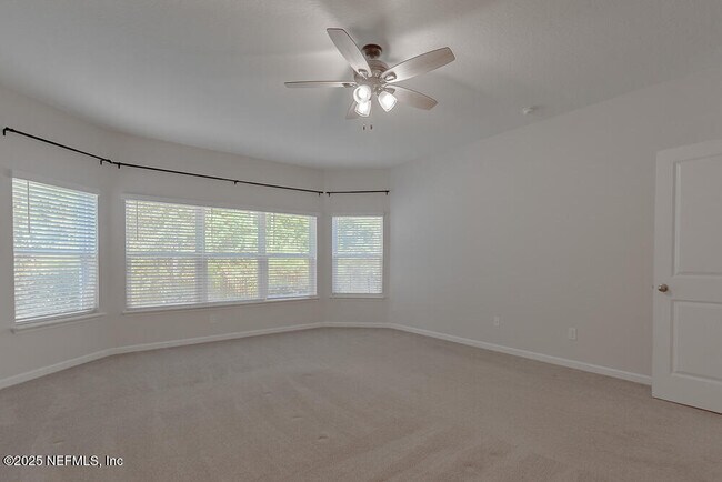 Foto del edificio - 79392 Plummer's Creek Dr
