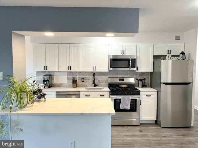 Building Photo - 1200 Marlton Pike