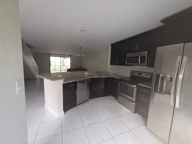 Foto del edificio - 7890 Lago Del Mar Dr