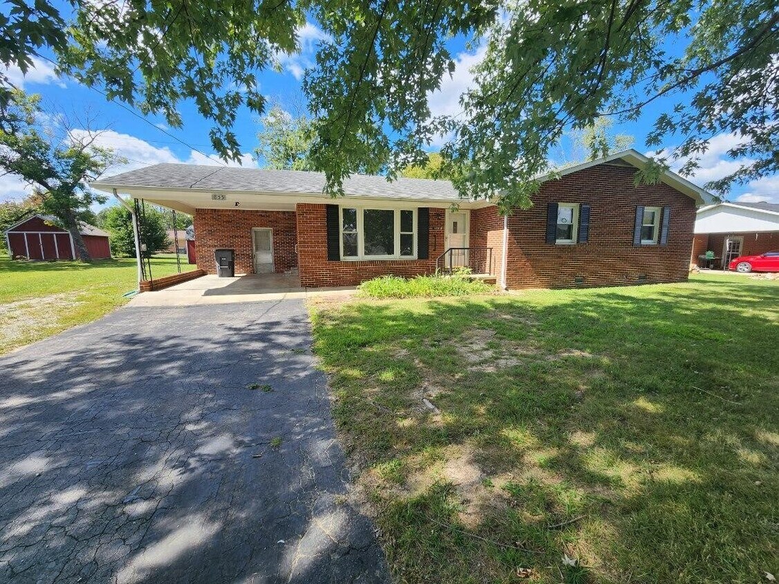 855 Southgate Dr Cookeville, TN 38501 Alquileres en Cookeville, TN