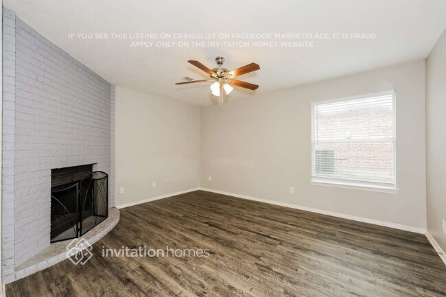 Foto del edificio - 609 Nightshade Dr