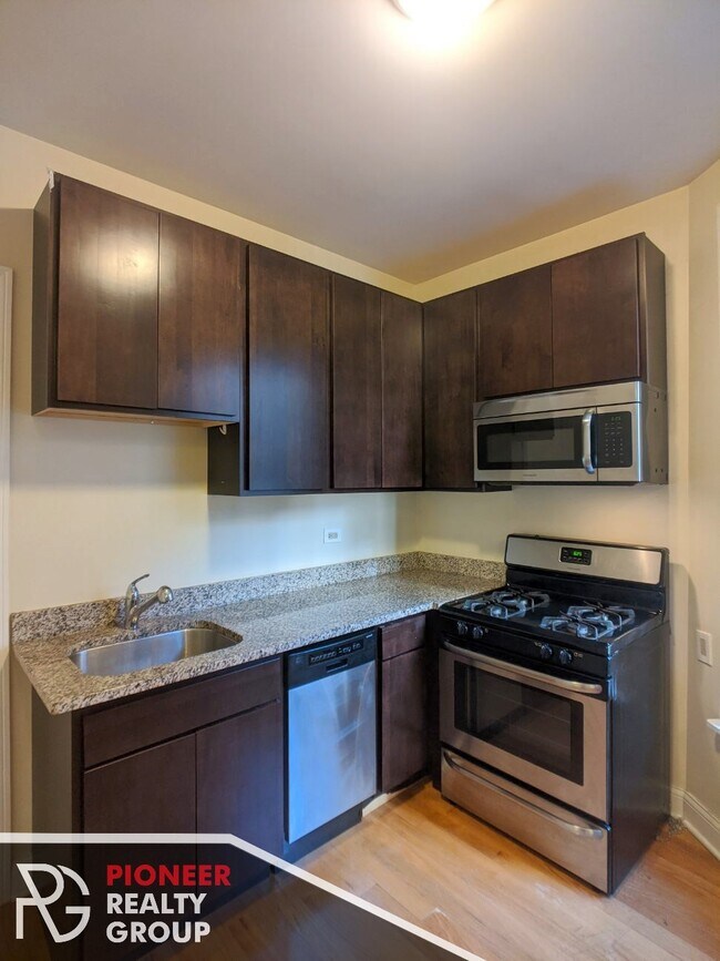 Foto del edificio - 1220 N Dearborn St