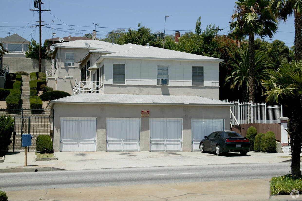 Foto del edificio - 3509-3515 W Manchester Ave