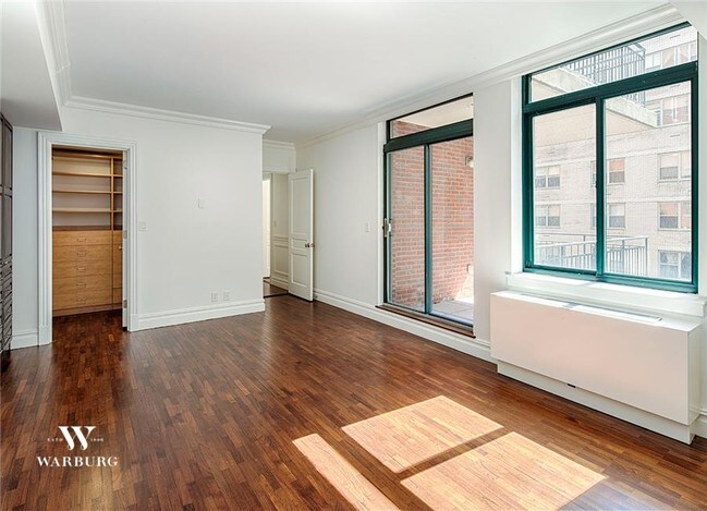 Building Photo - 60 E 88th St