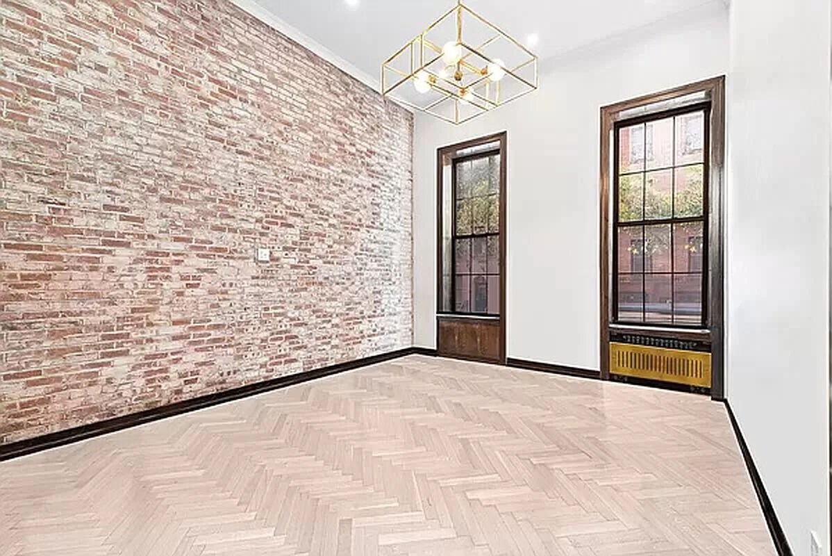Primary Photo - 121 East 37th Street