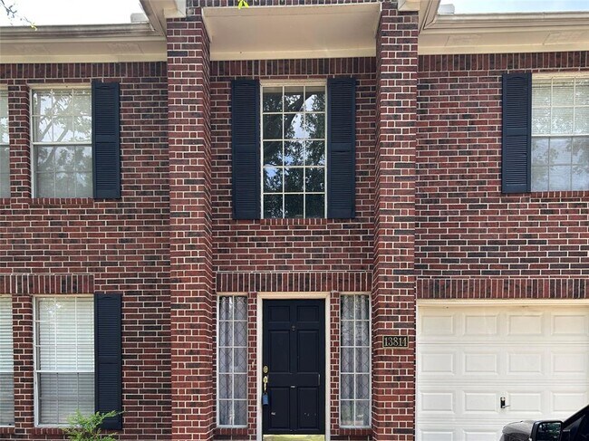 Foto del edificio - 13814 Rosebranch Ct