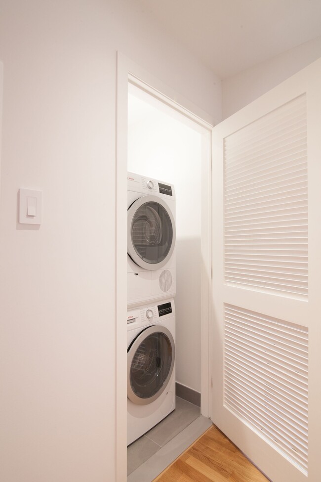 Photo du bâtiment - 5552 Snowdon Street