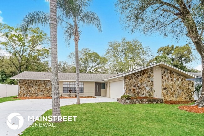 Building Photo - 17604 Meadowbridge Dr