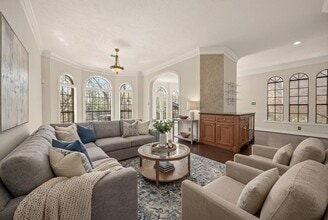 Building Photo - 12625 Memorial Dr