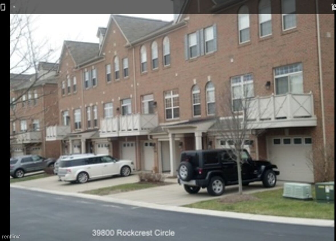 2 br, 2.5 bath House 39800 Rockcrest Cir House Rental in Northville