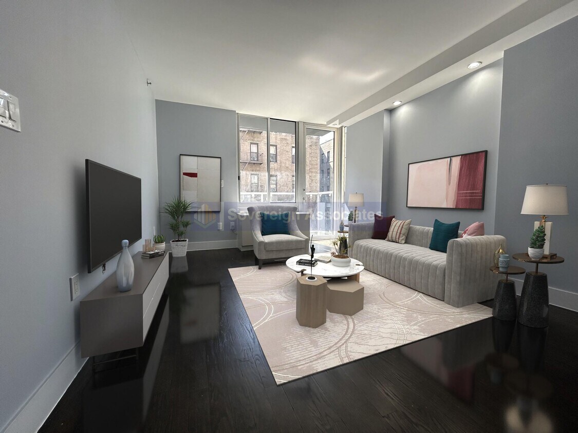 Foto principal - 703 W 171st St