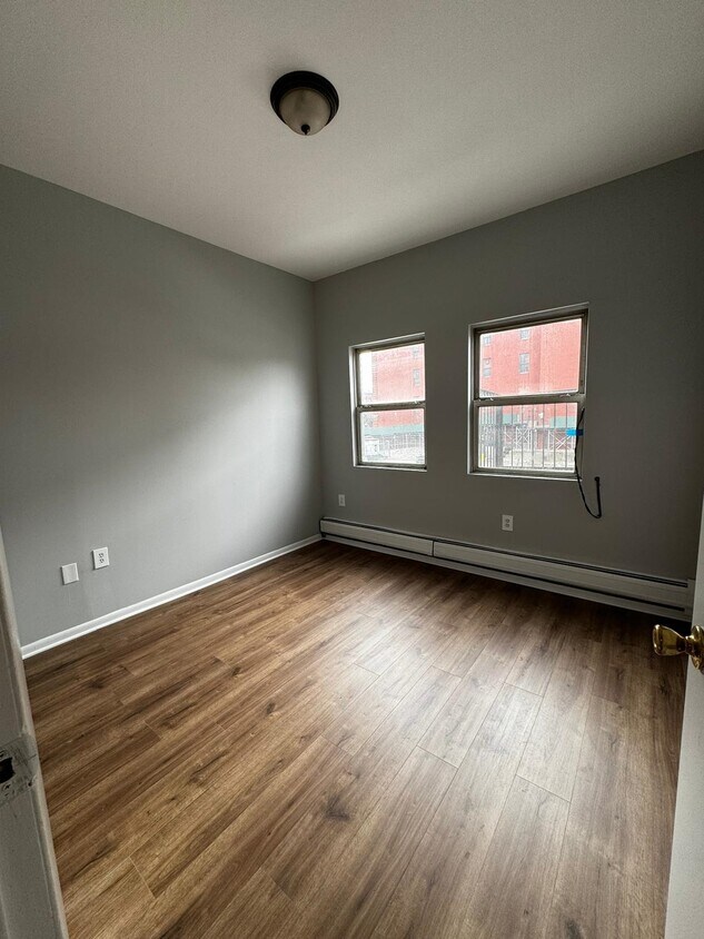 Primary Photo - 584 Communipaw Ave