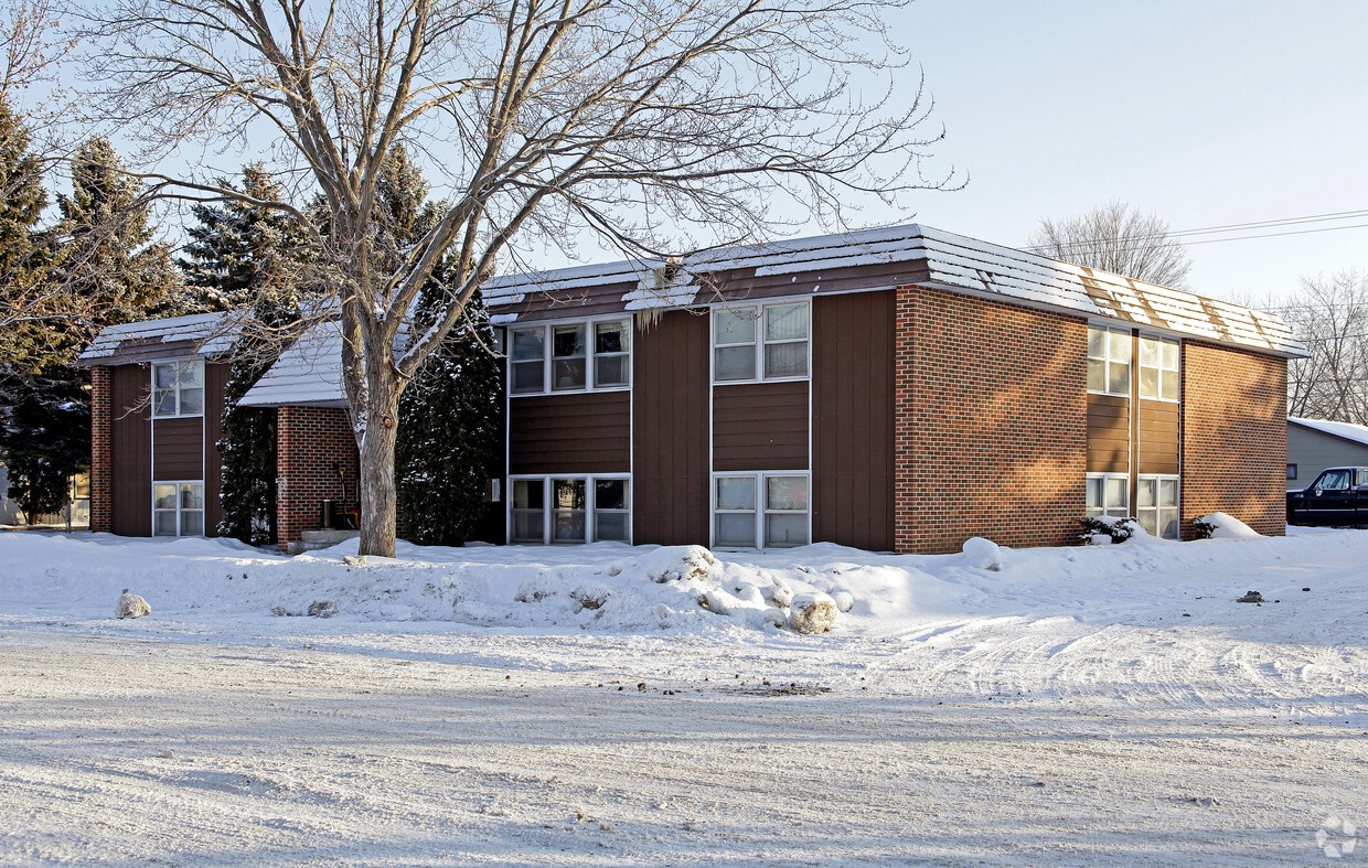 336 2nd Ave NE, Waite Park, MN 56387 Apartments in Waite Park, MN