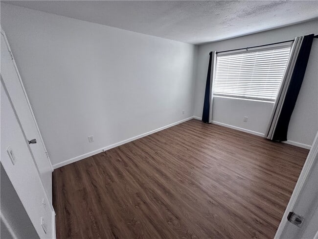 Building Photo - 1190 Ramar Rd