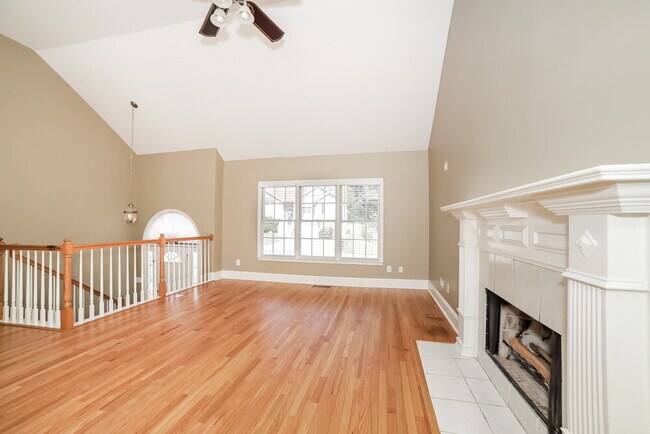 Building Photo - 4736 Julian Way
