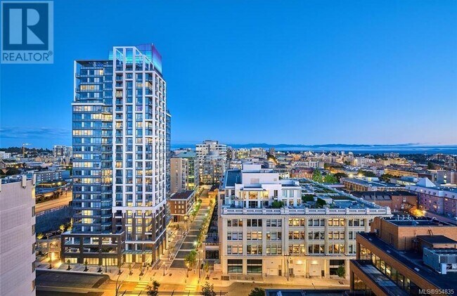 Building Photo - 777 Herald St