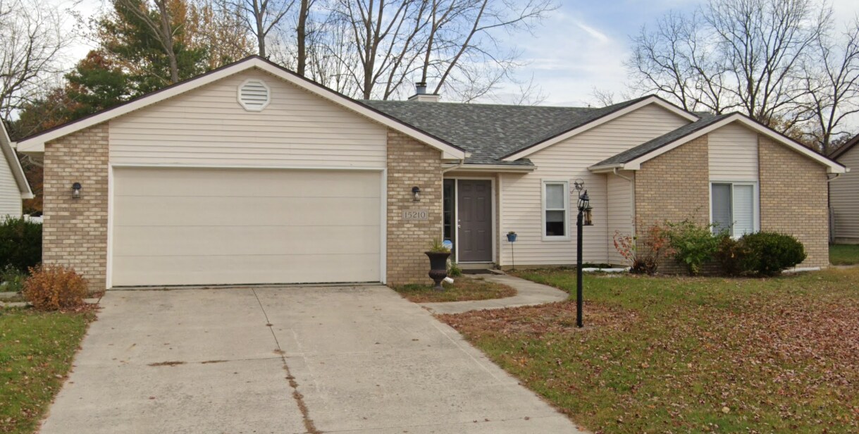 Primary Photo - 15210 Water Oak Plz