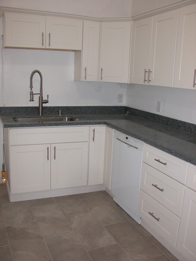 Kitchen - 1505 Adeline St