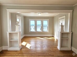 Building Photo - 169 Perry Ave
