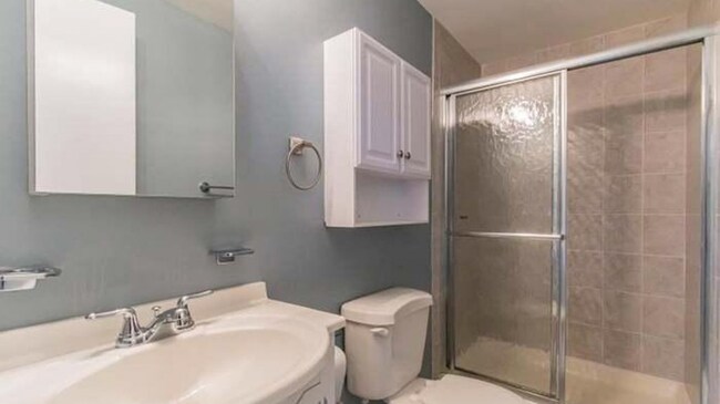 Building Photo - 25016 Applecross Ter