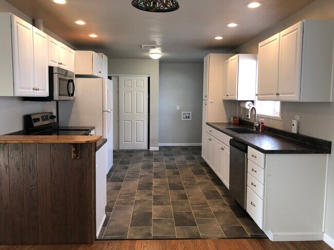 Foto del edificio - Cozy Home!!