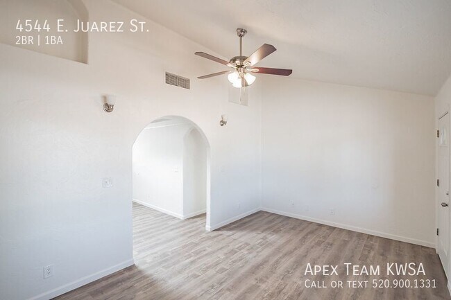Building Photo - 4544 E Juarez St