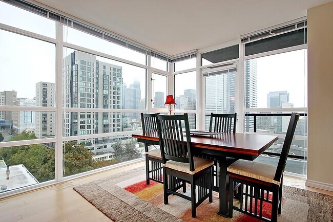 Foto del edificio - The Meridian Condominiums - 2 bedrooms