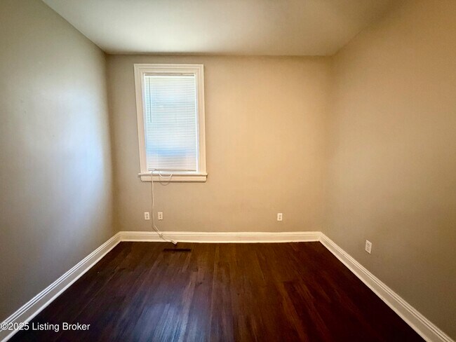 Foto del edificio - 2633 Alford Ave