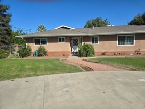 Building Photo - 13582 Grangeville Blvd