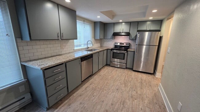 Foto del edificio - Open Concept Townhome with Balcony