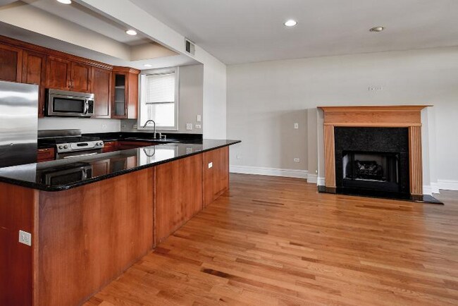 Foto del edificio - 2942 N Lincoln Ave