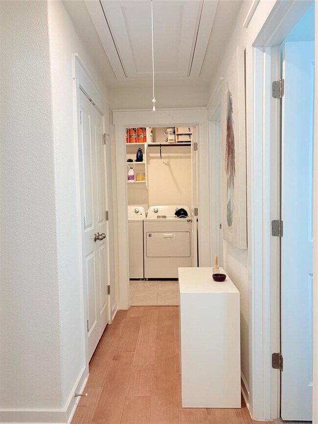 Foto del edificio - 182 Shackleton Dr