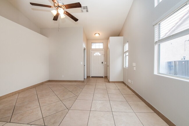 Building Photo - 1532 Helen Belle Dr