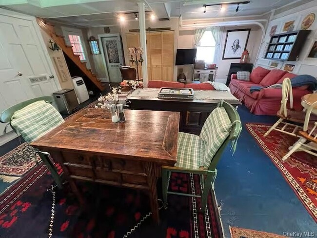 Building Photo - 149 Jaycox Rd