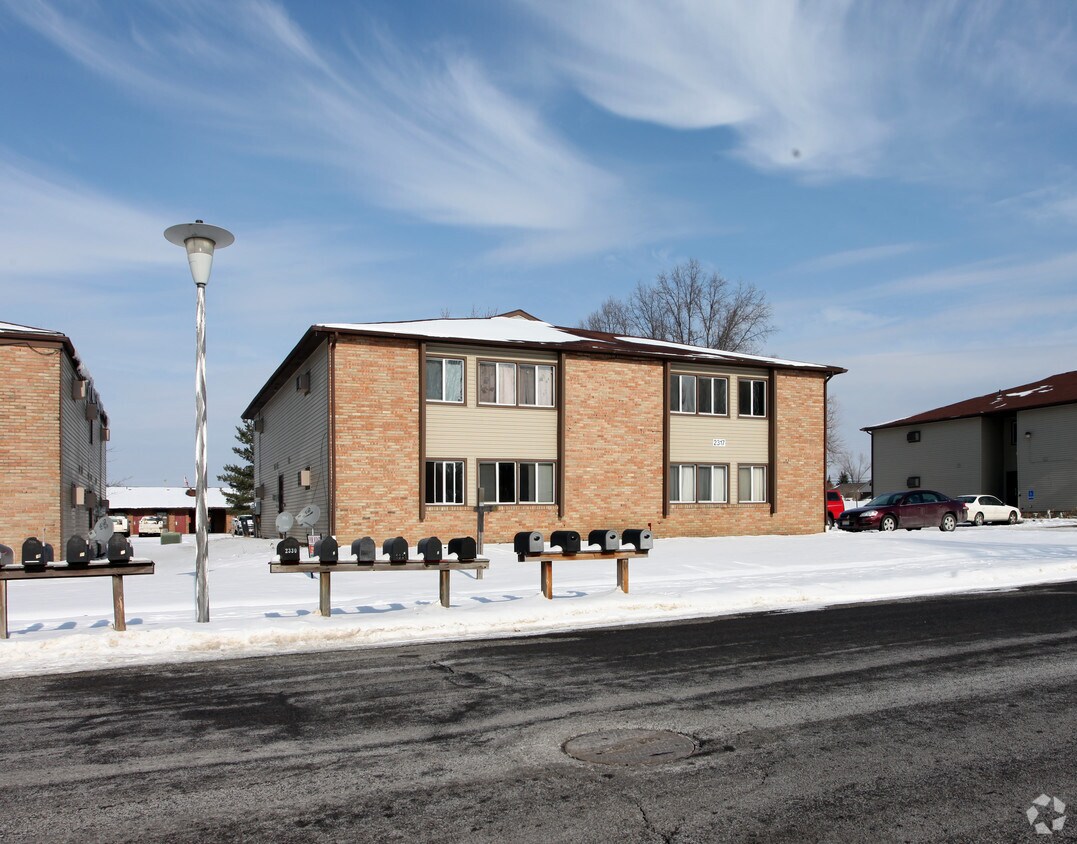 Building Photo - 2317 Ansley St