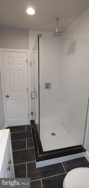 Building Photo - 401 Montgomery St