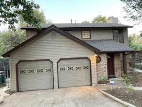 Building Photo - 8306 Hanbridge Ln