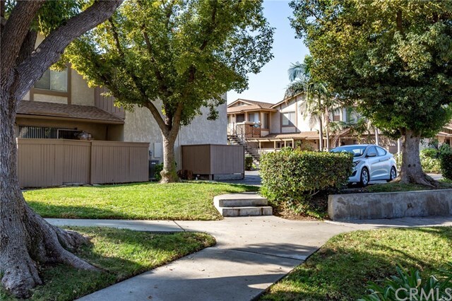 Foto del edificio - 1406 Countrywood Ave