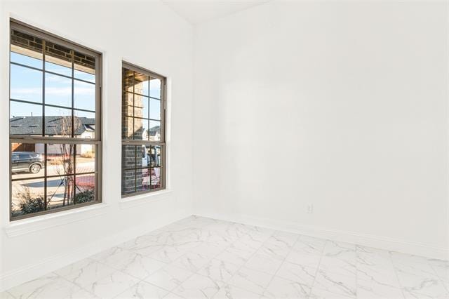 Building Photo - 2414 Thavie St